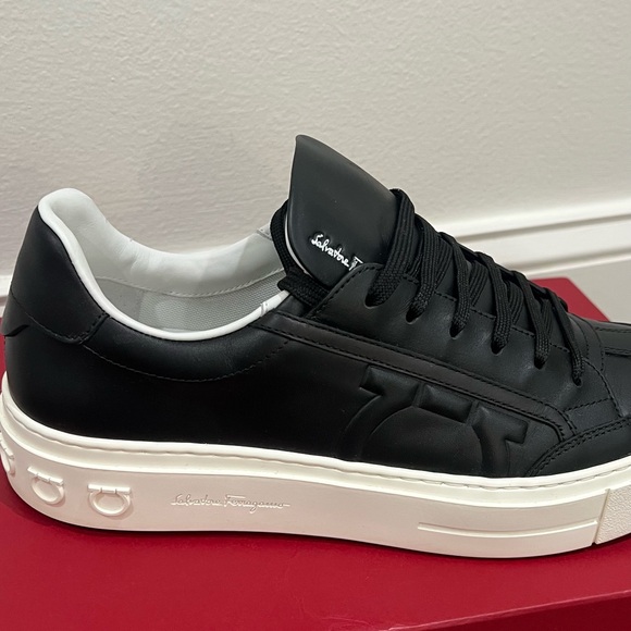 Salvatore Ferragamo Men Gancini sneaker - Picture 6 of 7